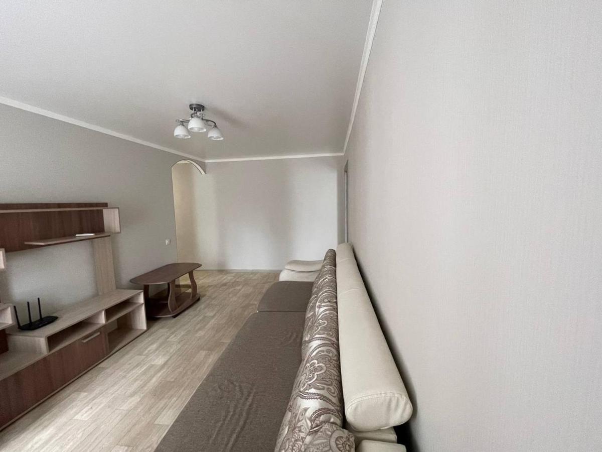 Apartment on Kievskaya street Bishkek Bagian luar foto