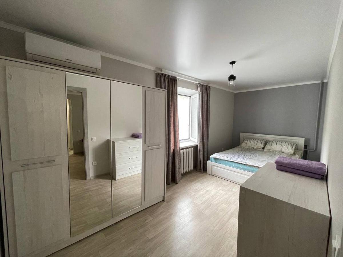 Apartment on Kievskaya street Bishkek Bagian luar foto